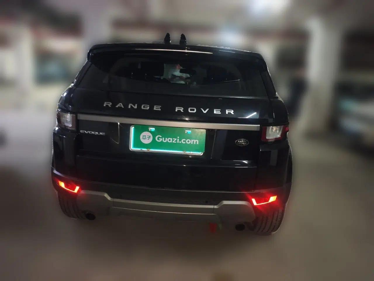 Land Rover Range Evoque 2017 2.0T SE Smart Glow Edition — миниатюра 5