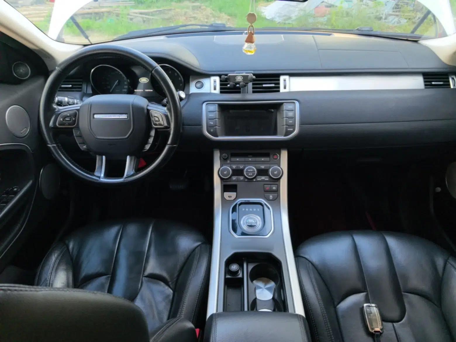 Land Rover Range Evoque 2015 2.0T Five-Door Zhiyao Edition — миниатюра 12