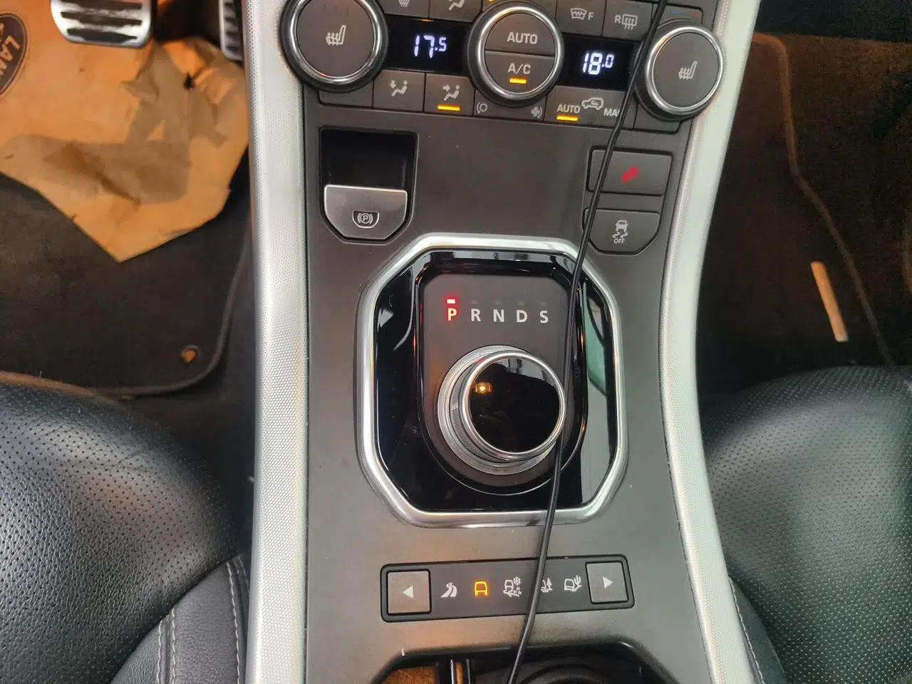 Land Rover Range Evoque 2012 2.0T 5-Door Ignite Edition — миниатюра 14