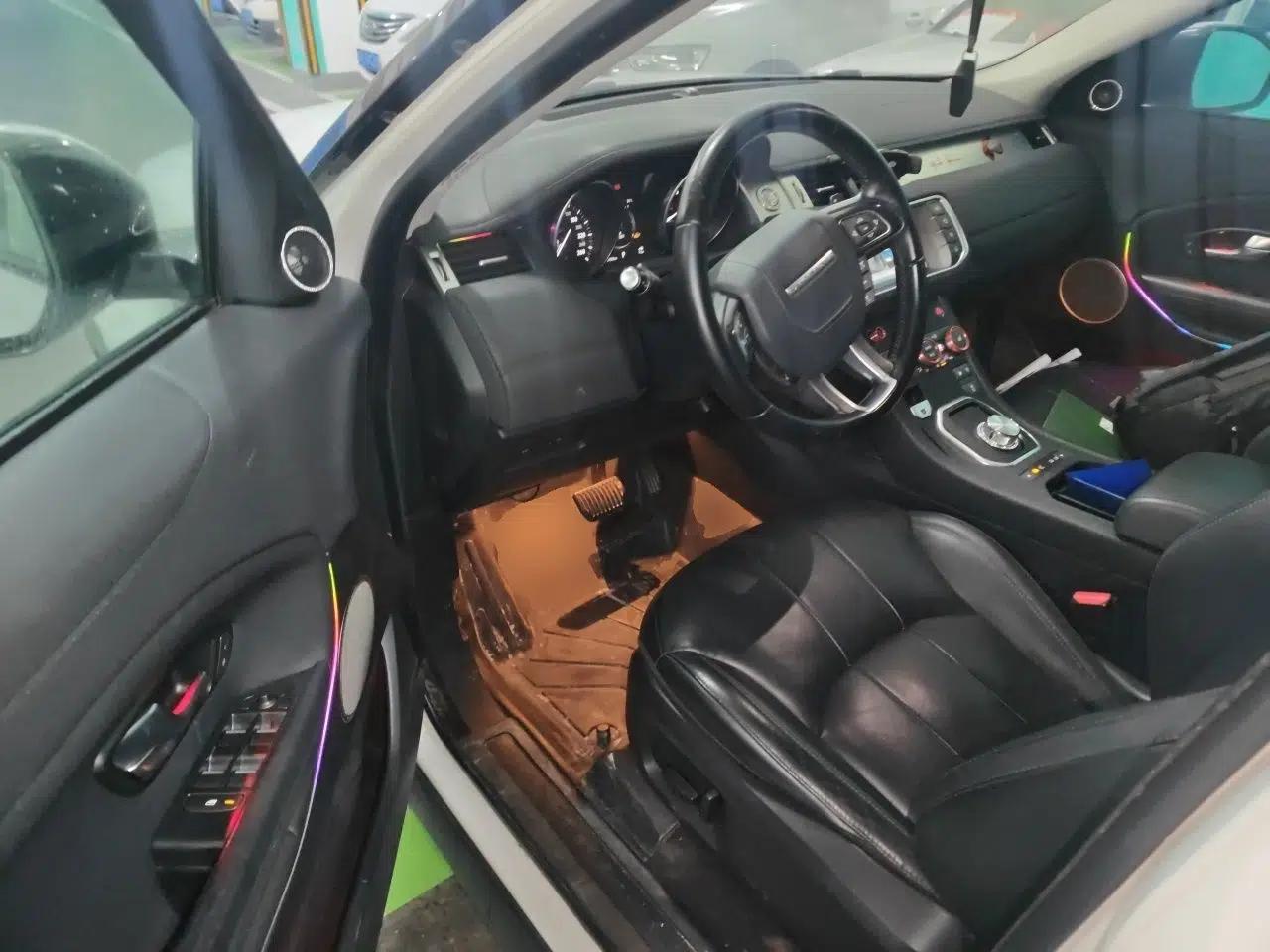 Land Rover Range Evoque 2018 240PS PURE Style Edition — миниатюра 16
