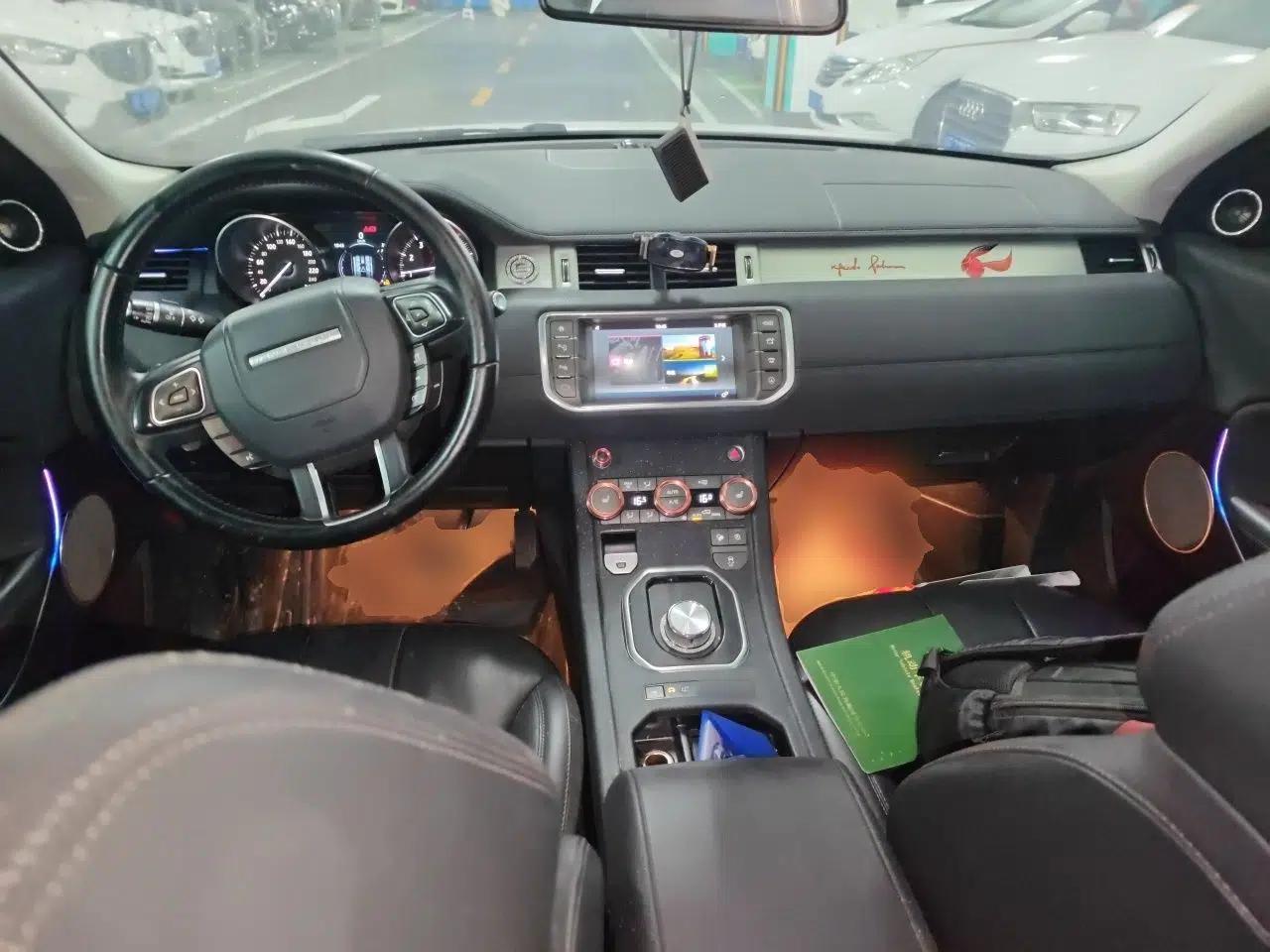 Land Rover Range Evoque 2018 240PS PURE Style Edition — миниатюра 9