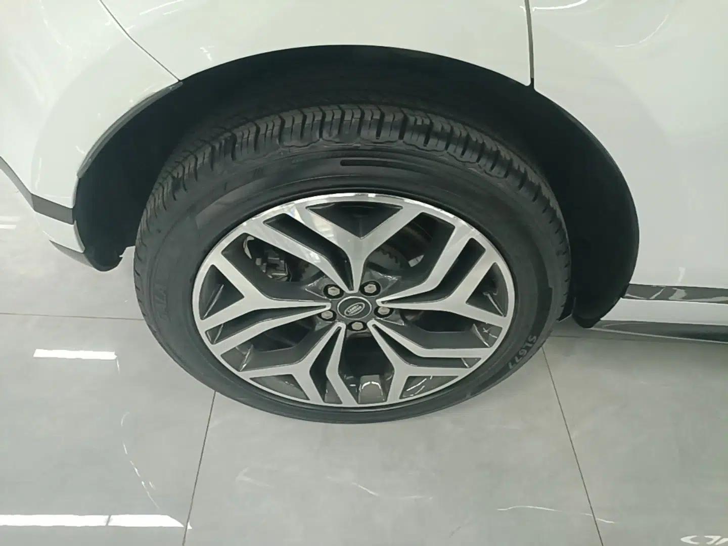 Land Rover Range Evoque 2023 Aurora L 249 PS Luxury Edition — миниатюра 11