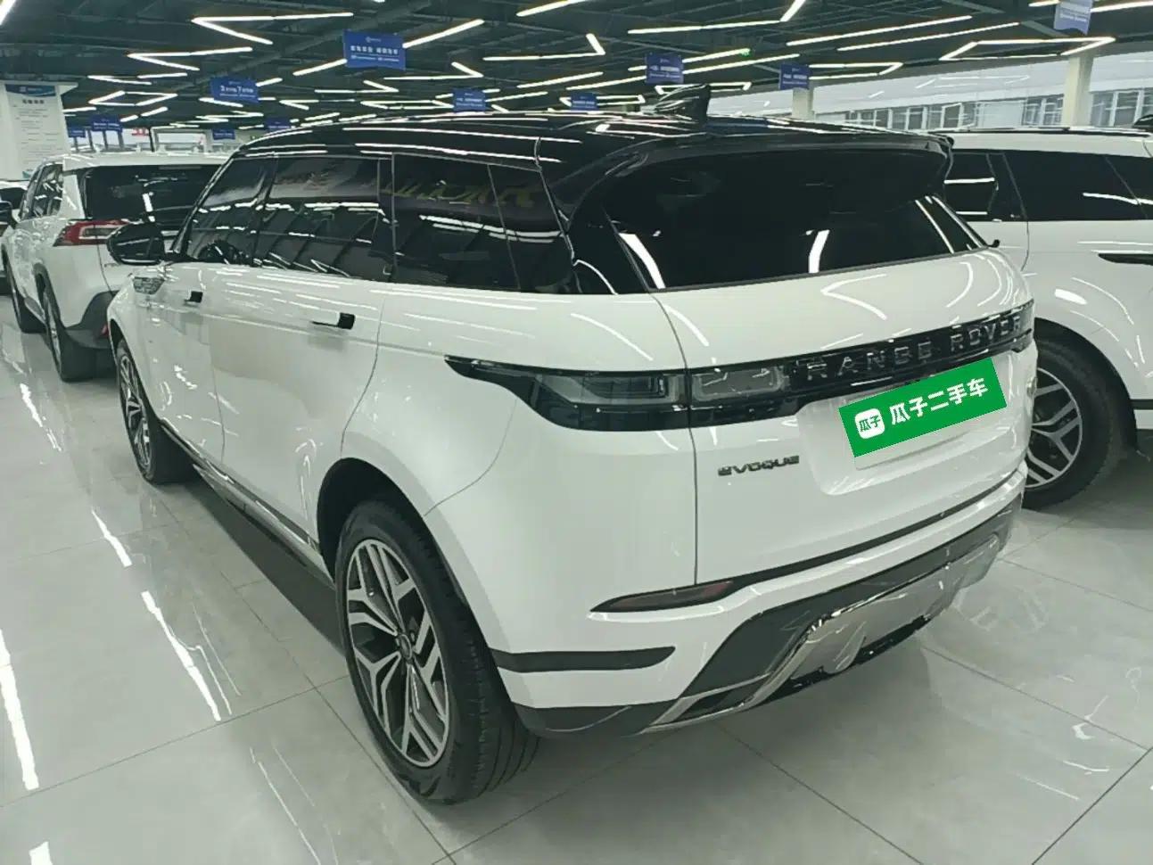Land Rover Range Evoque 2023 Aurora L 249 PS Luxury Edition — миниатюра 4