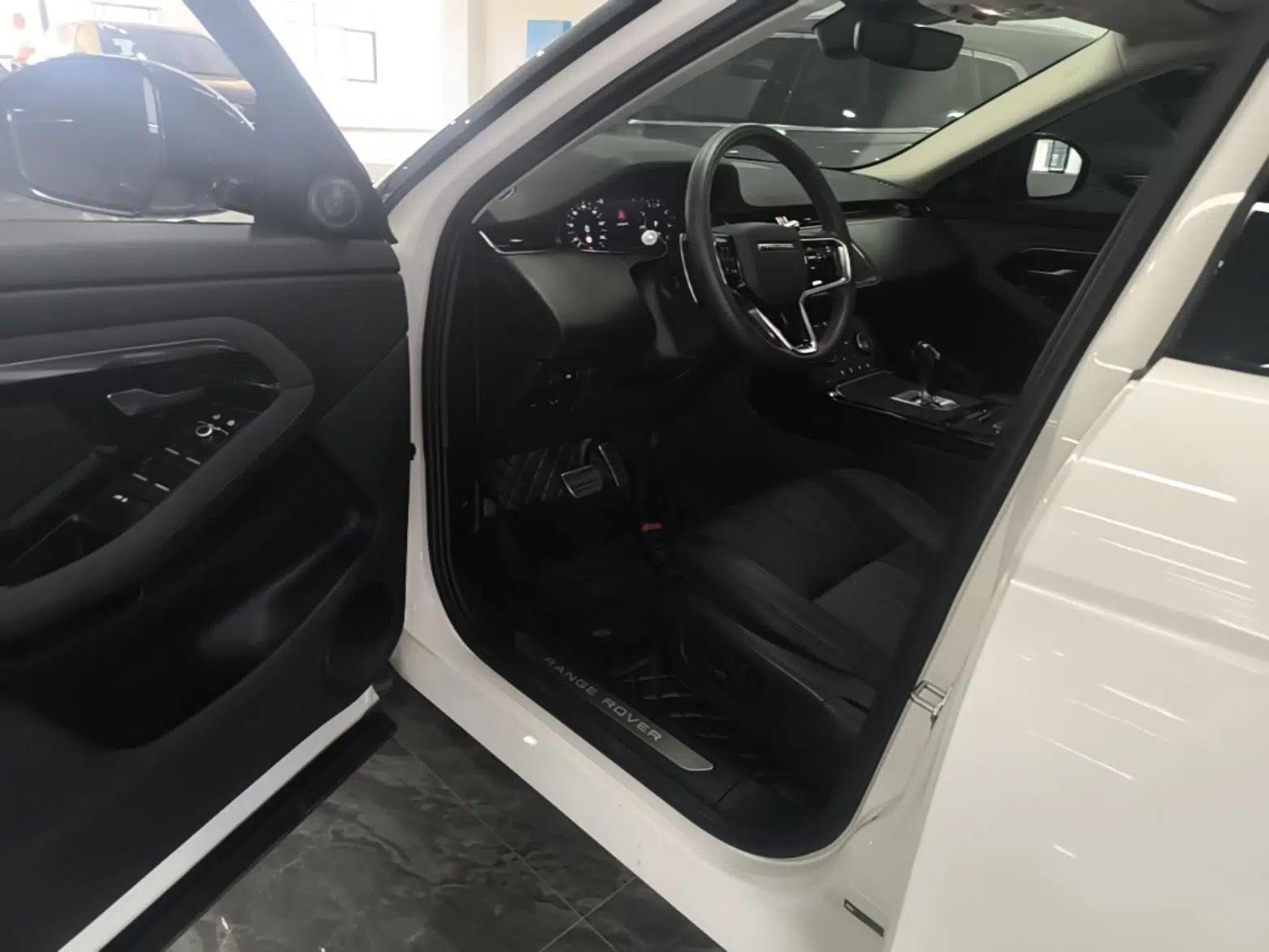 Land Rover Range Evoque 2021 Range Rover Velar 249 PS R-Dynamic S Performance Edition — миниатюра 18