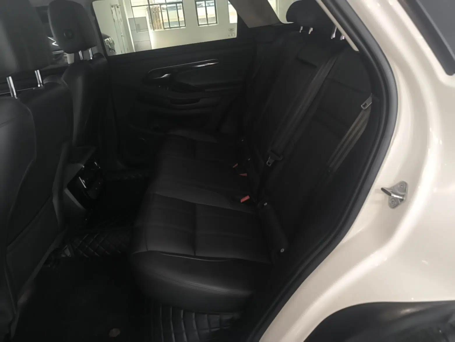 Land Rover Range Evoque 2021 Range Rover Velar 249 PS R-Dynamic S Performance Edition — миниатюра 20