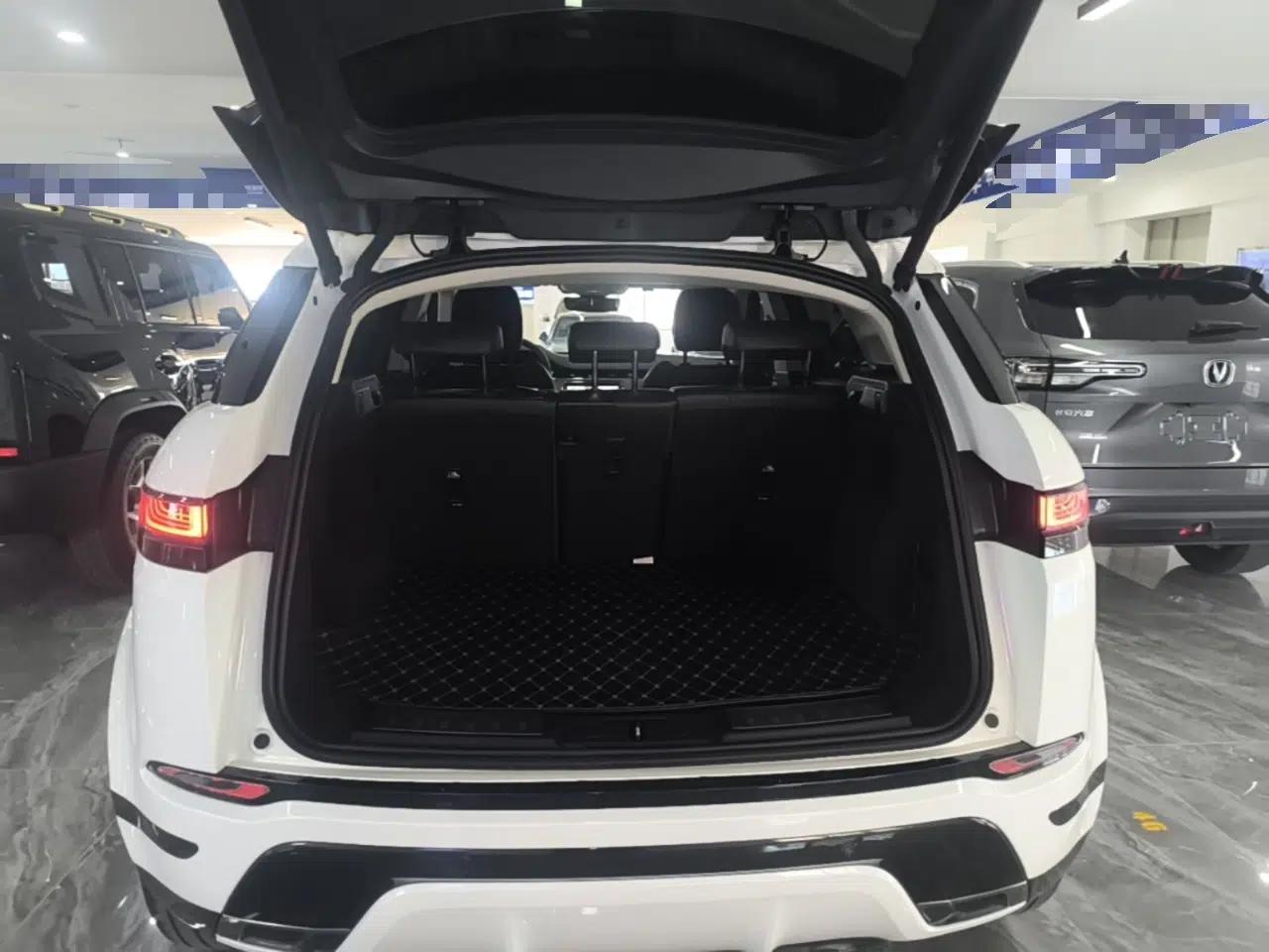Land Rover Range Evoque 2021 Range Rover Velar 249 PS R-Dynamic S Performance Edition — миниатюра 22