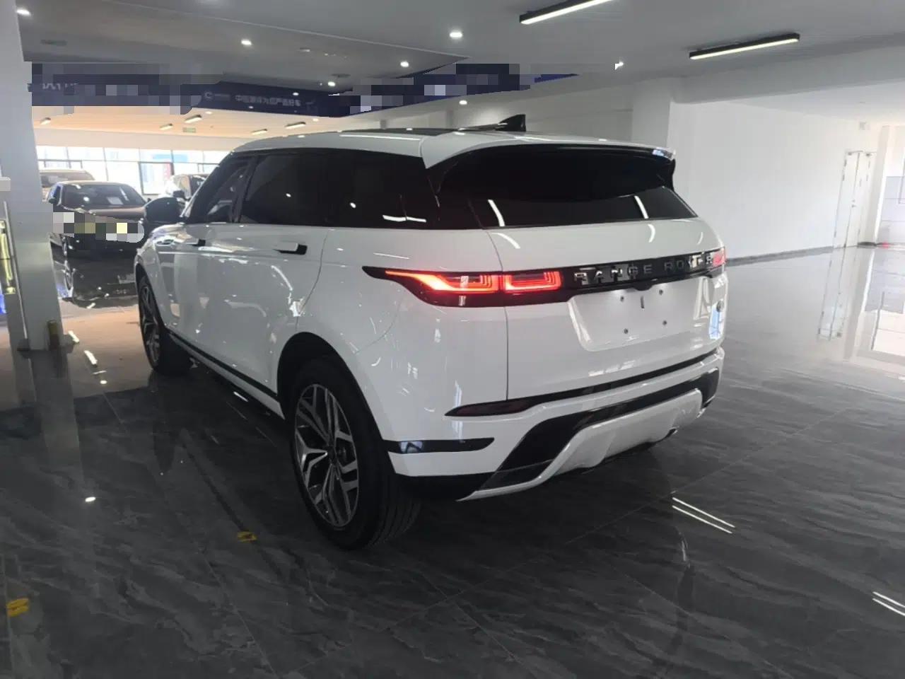 Land Rover Range Evoque 2021 Range Rover Velar 249 PS R-Dynamic S Performance Edition — миниатюра 4