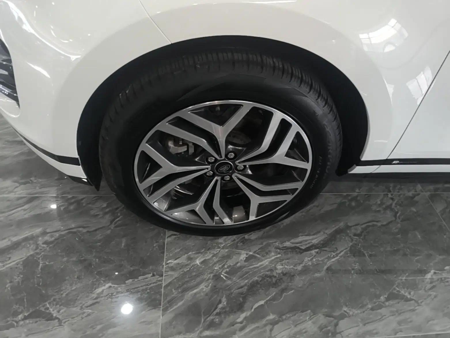 Land Rover Range Evoque 2021 Range Rover Velar 249 PS R-Dynamic S Performance Edition — миниатюра 10