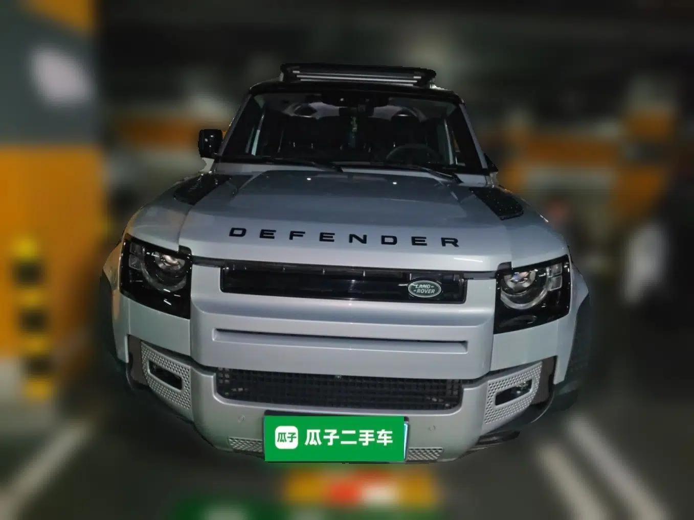 Land Rover Defender 2022 110 P400 Dark Edition — миниатюра 2