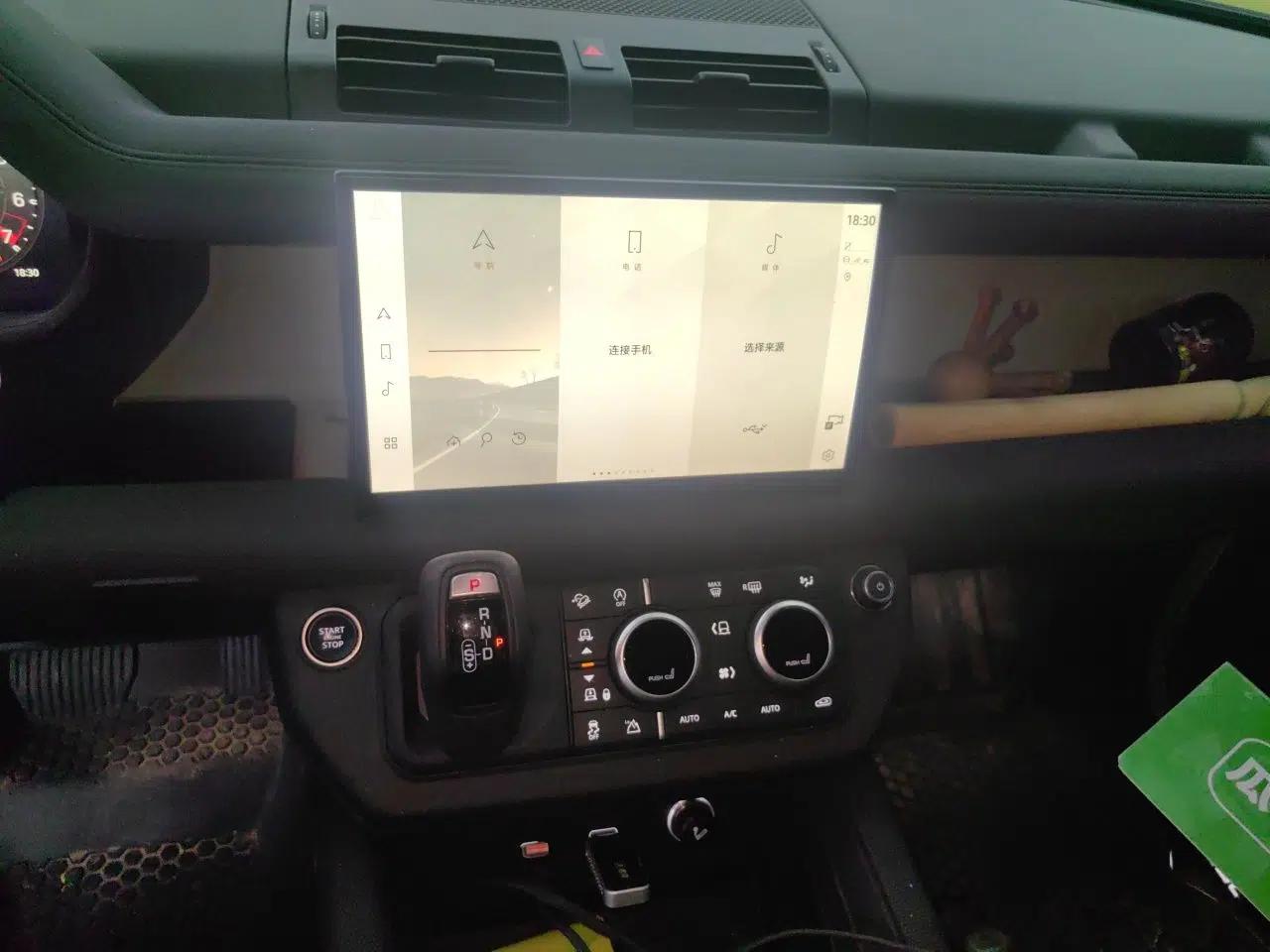 Land Rover Defender 2023 110 3.0T P400 75th Anniversary Legend Edition — миниатюра 13