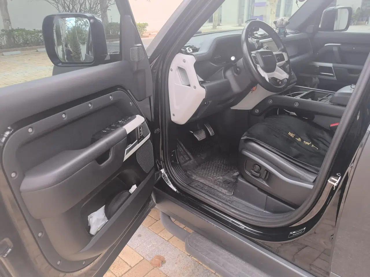 Land Rover Defender 2022 Land Rover Defender 3.0, automatic, 5 seats — миниатюра 16