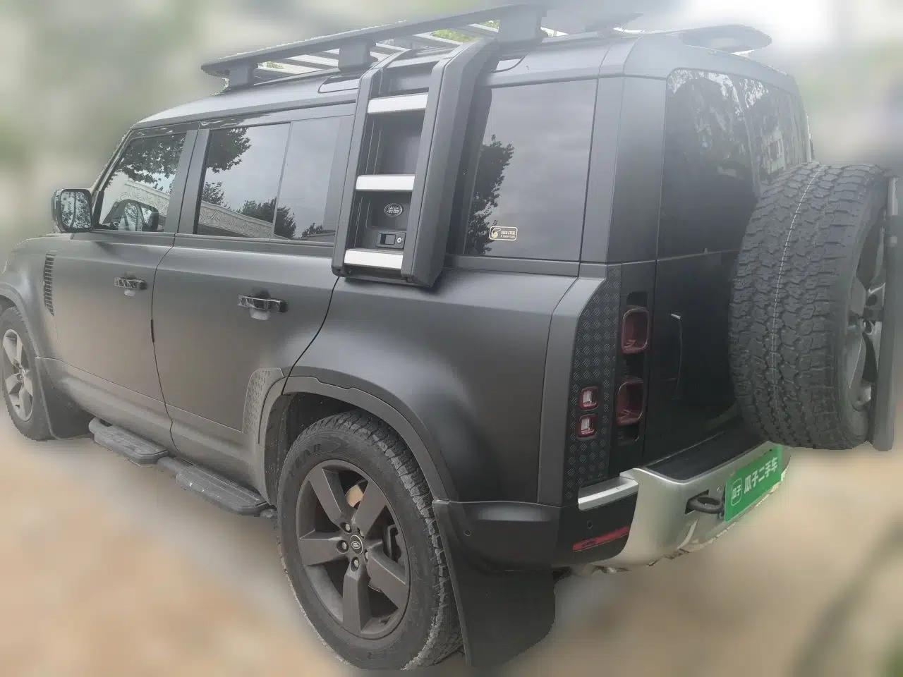 Land Rover Defender 2022 Land Rover Defender 3.0, automatic, 5 seats — миниатюра 4