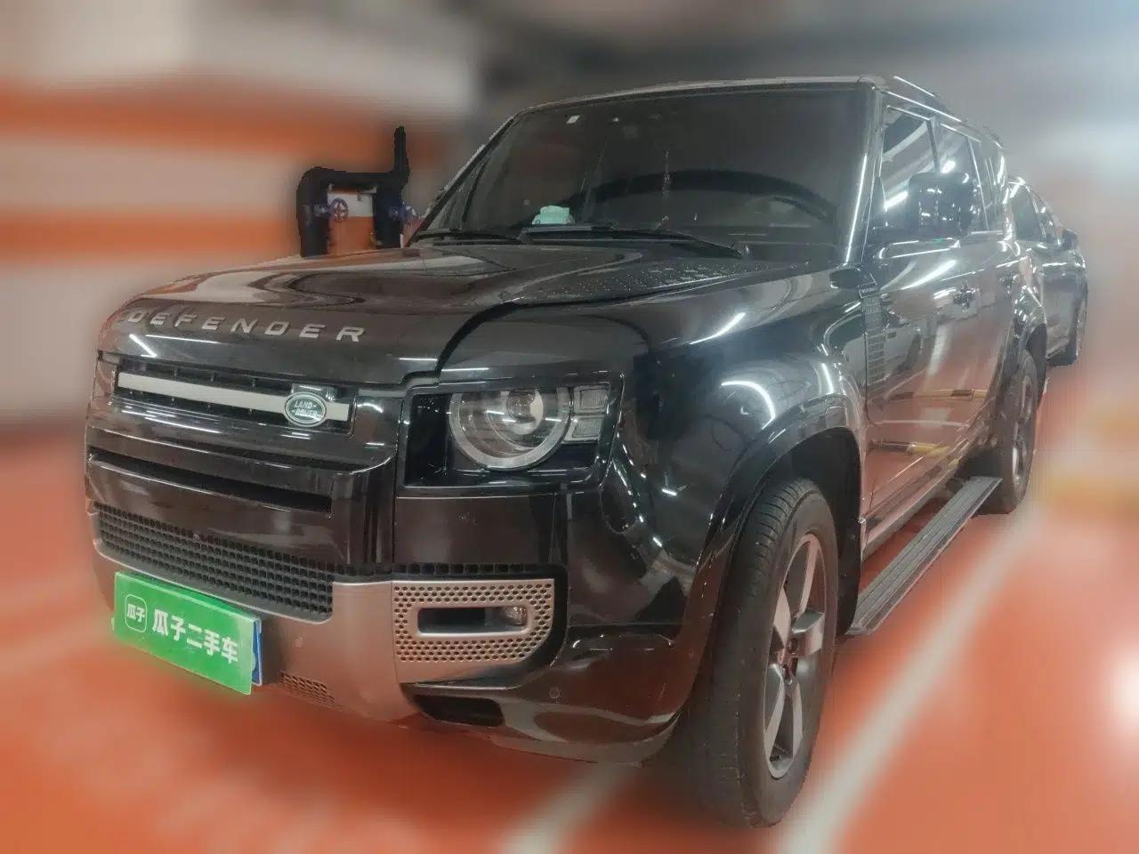 Land Rover Defender 2024 110 3.0T P400 X-DYNAMIC HSE — миниатюра 1