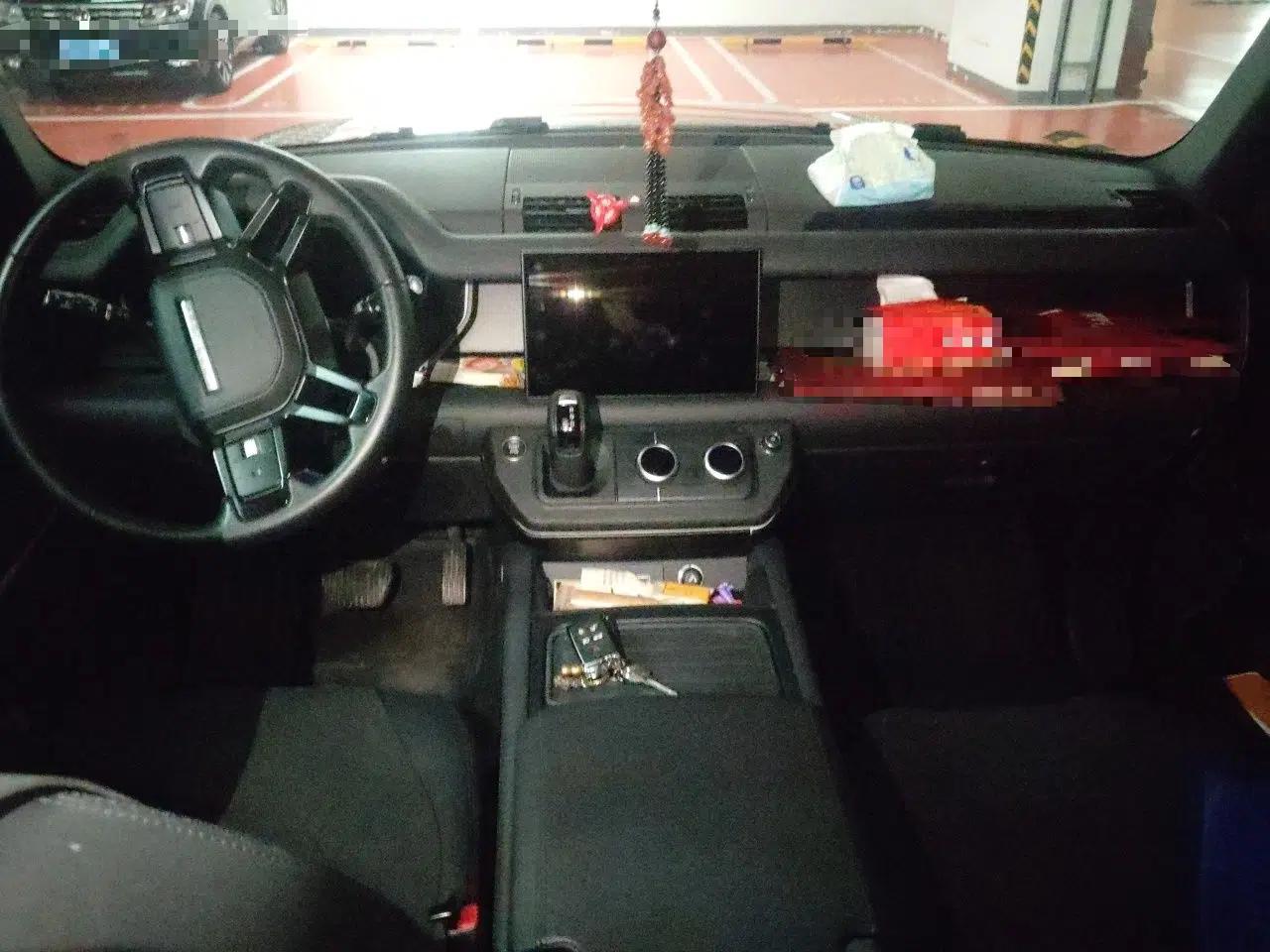 Land Rover Defender 2024 110 3.0T P400 X-DYNAMIC HSE — миниатюра 9