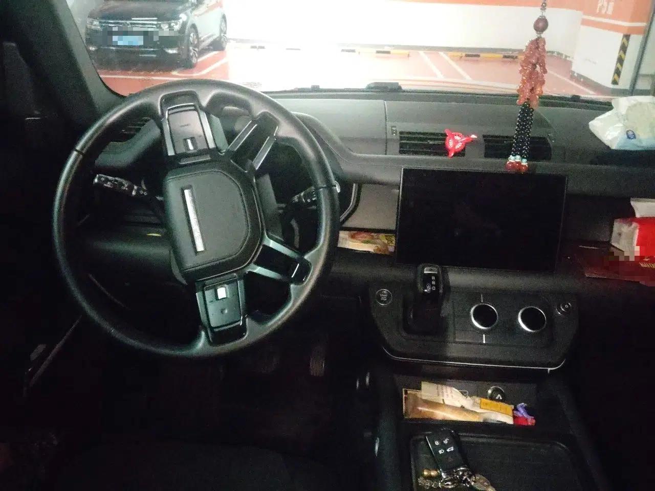 Land Rover Defender 2024 110 3.0T P400 X-DYNAMIC HSE — миниатюра 10