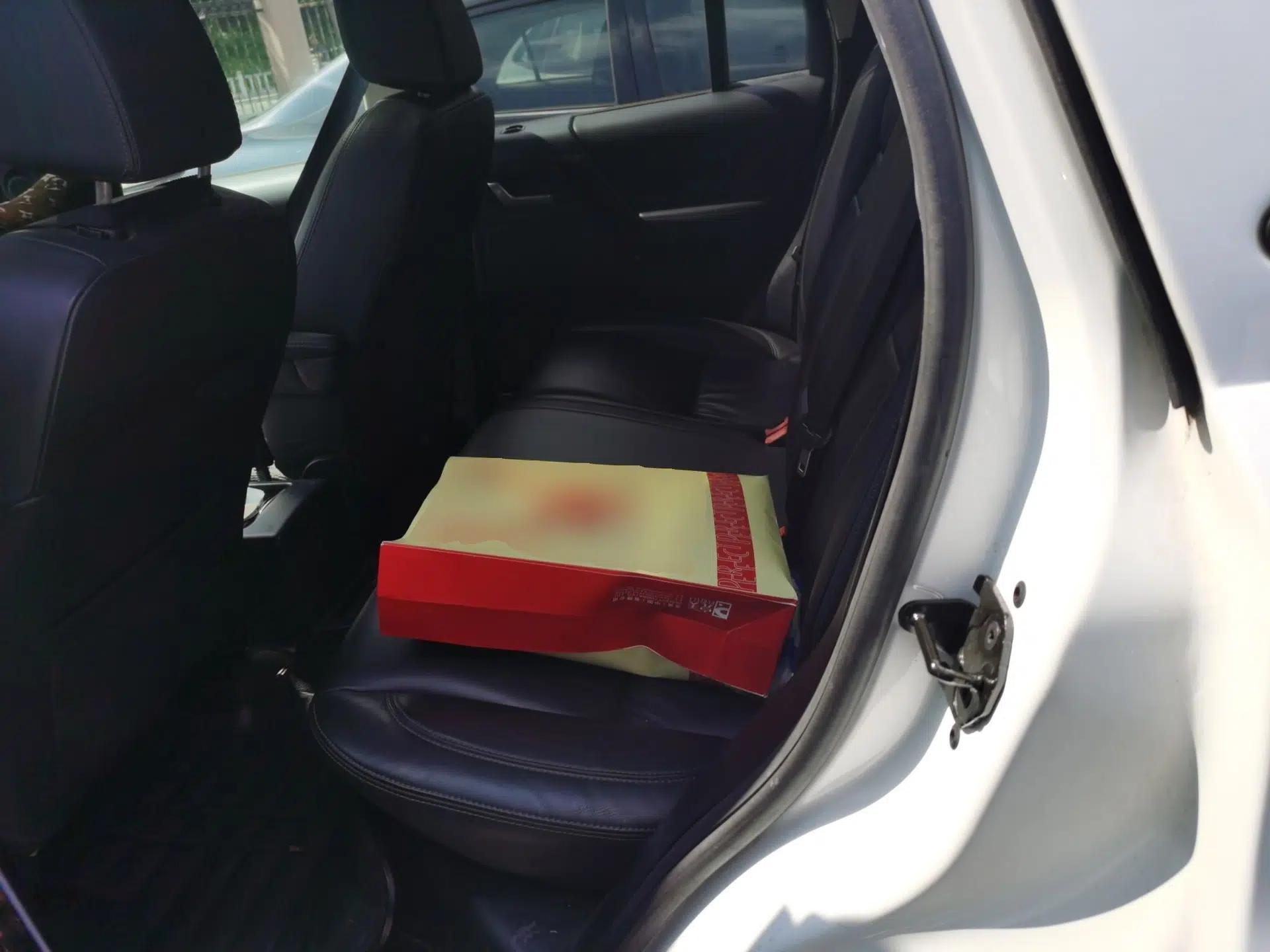 Land Rover Freelander 2 2015 2.0T Si4 HSE Luxury Collector's Edition — миниатюра 17