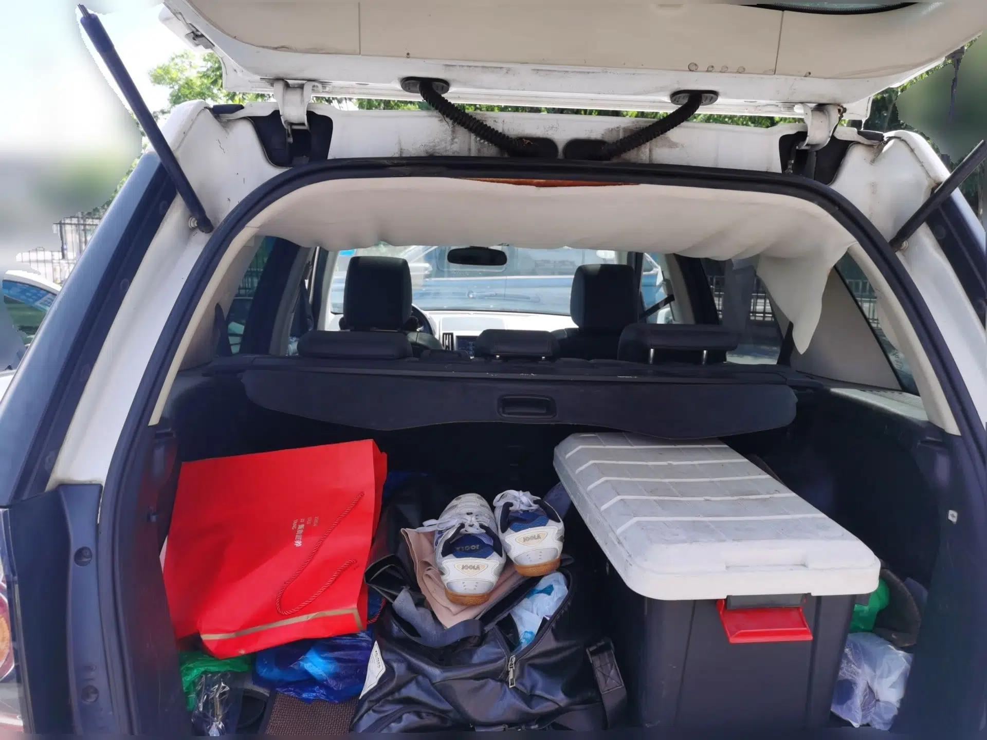 Land Rover Freelander 2 2015 2.0T Si4 HSE Luxury Collector's Edition — миниатюра 19