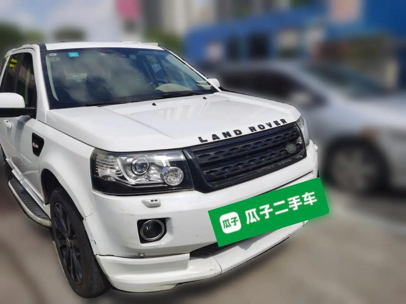 Land Rover Freelander 2 2015 2.0T Si4 HSE Luxury Collector's Edition — миниатюра 3