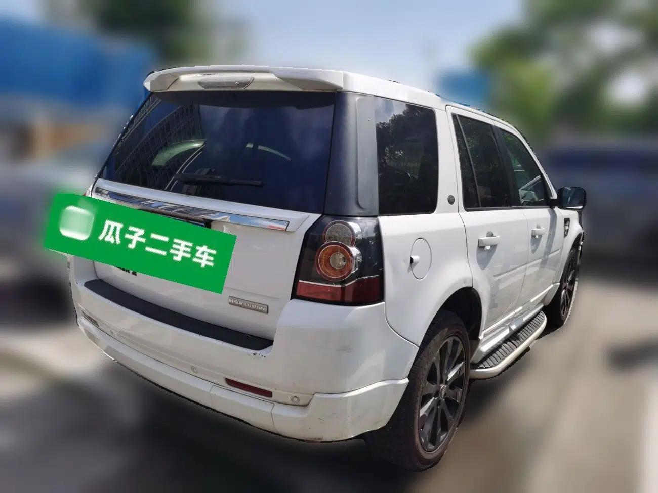 Land Rover Freelander 2 2015 2.0T Si4 HSE Luxury Collector's Edition — миниатюра 6