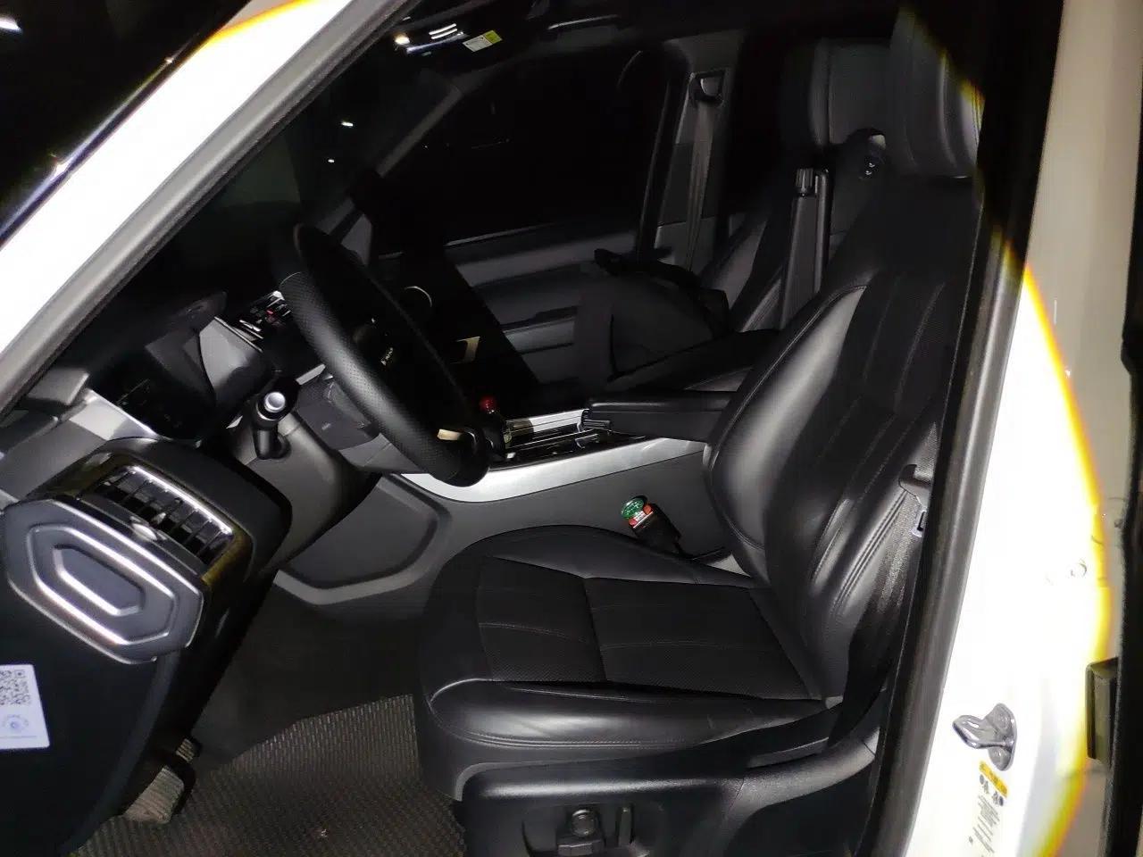 Land Rover Range SportNew Energy 2019 P400e HSE — миниатюра 15