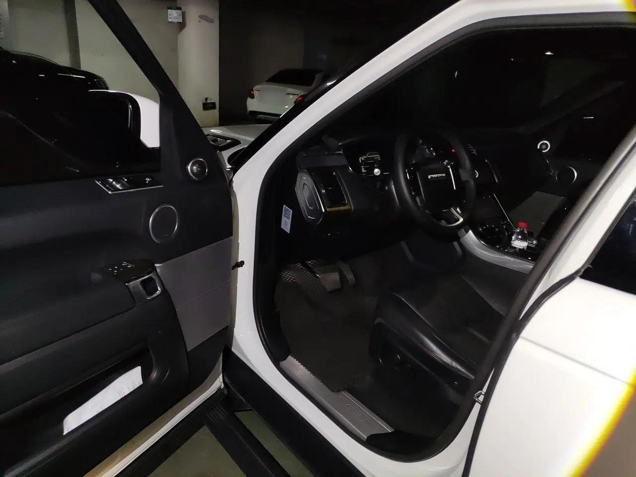 Land Rover Range SportNew Energy 2019 P400e HSE — миниатюра 16