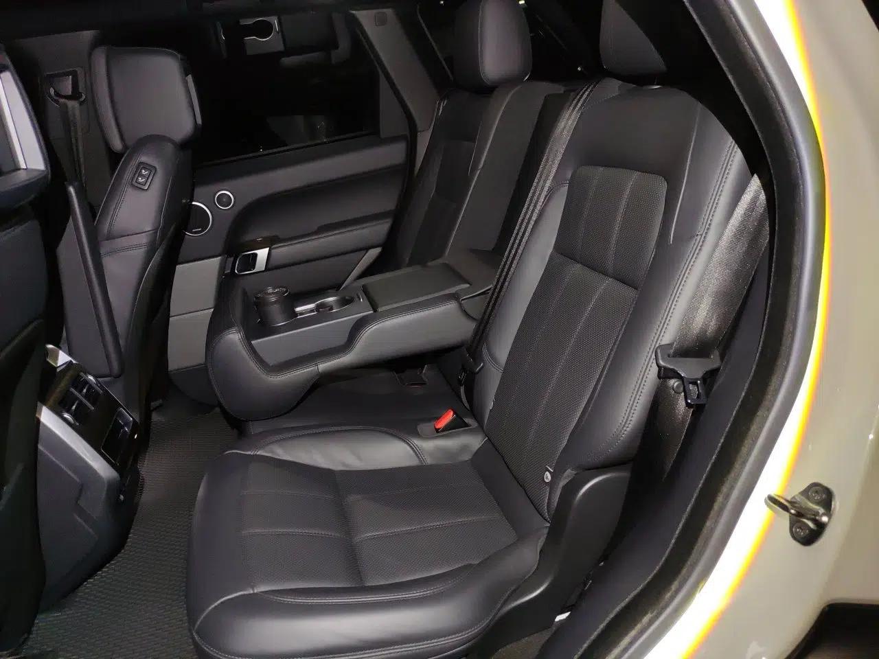 Land Rover Range SportNew Energy 2019 P400e HSE — миниатюра 17