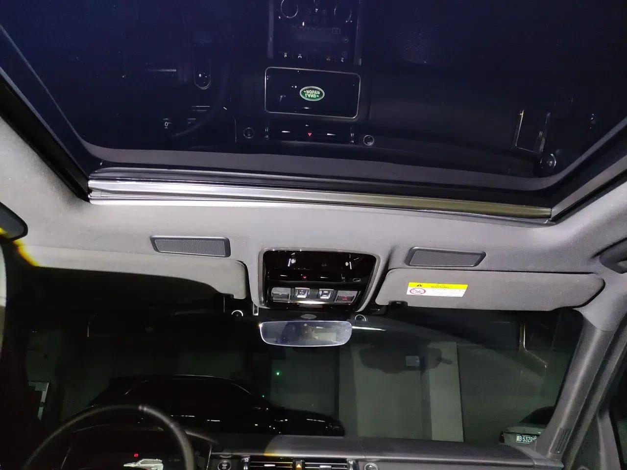Land Rover Range SportNew Energy 2019 P400e HSE — миниатюра 18