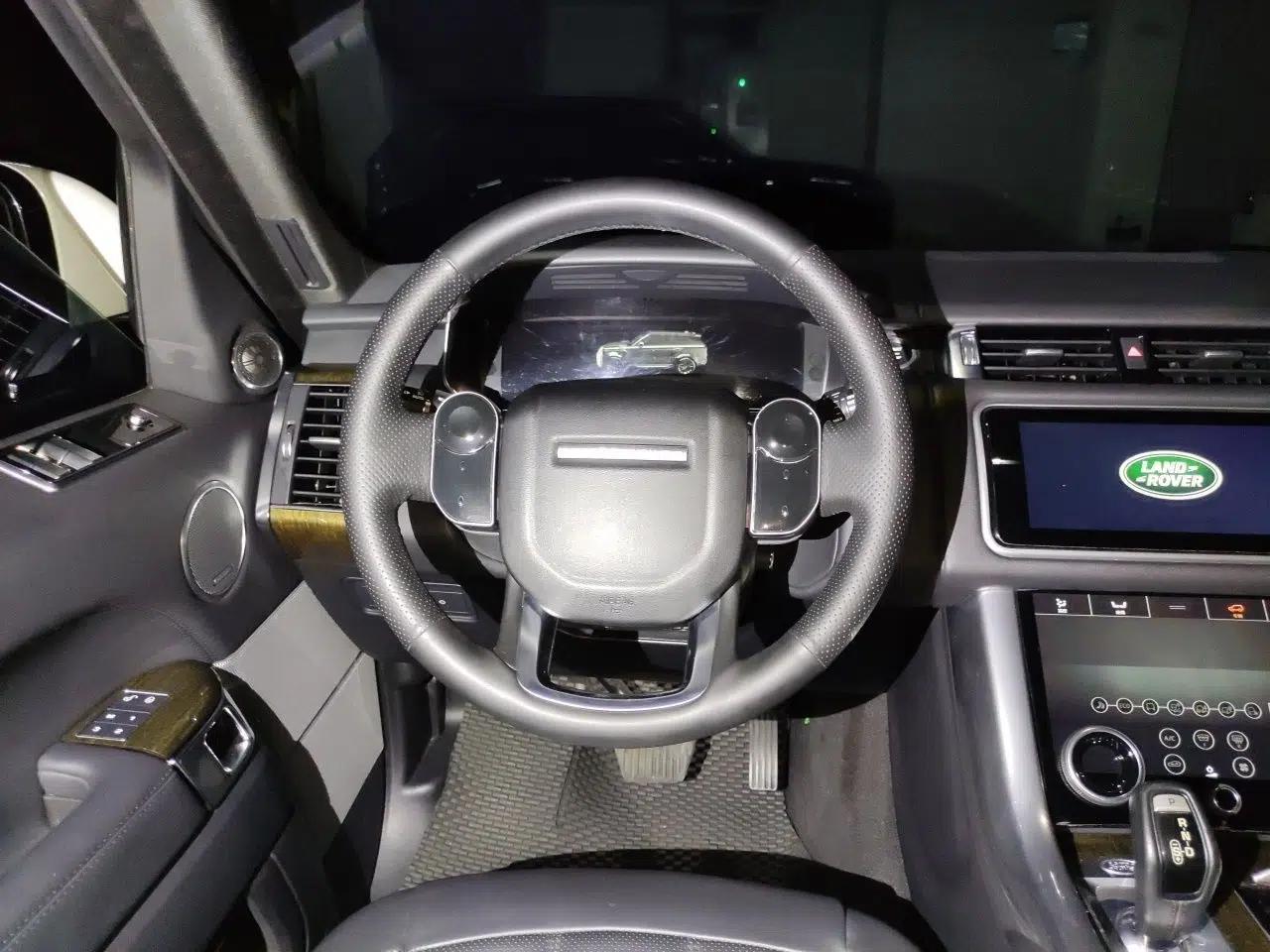 Land Rover Range SportNew Energy 2019 P400e HSE — миниатюра 10