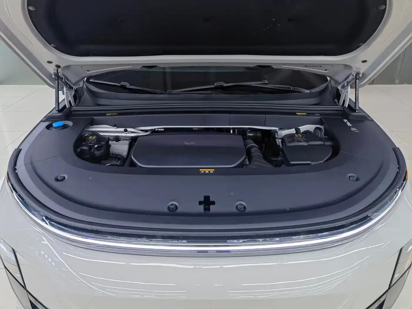 Li Auto L6 2024 Max — миниатюра 12