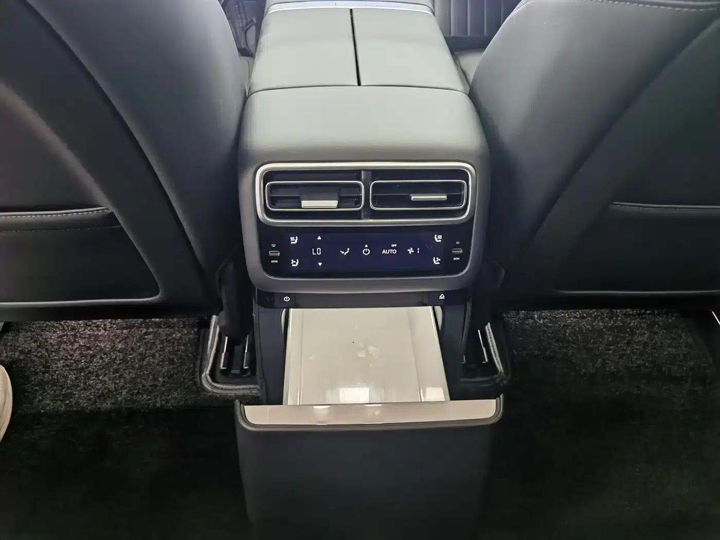 Li Auto L6 2024 Max — миниатюра 8