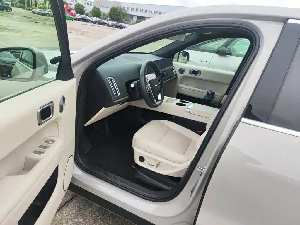 Li Auto L6 2025 Max Intelligent Renewal Edition — миниатюра 5