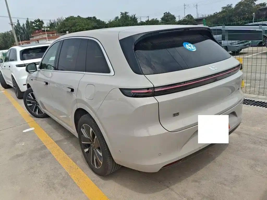Li Auto L6 2025 Max Intelligent Renewal Edition — миниатюра 7