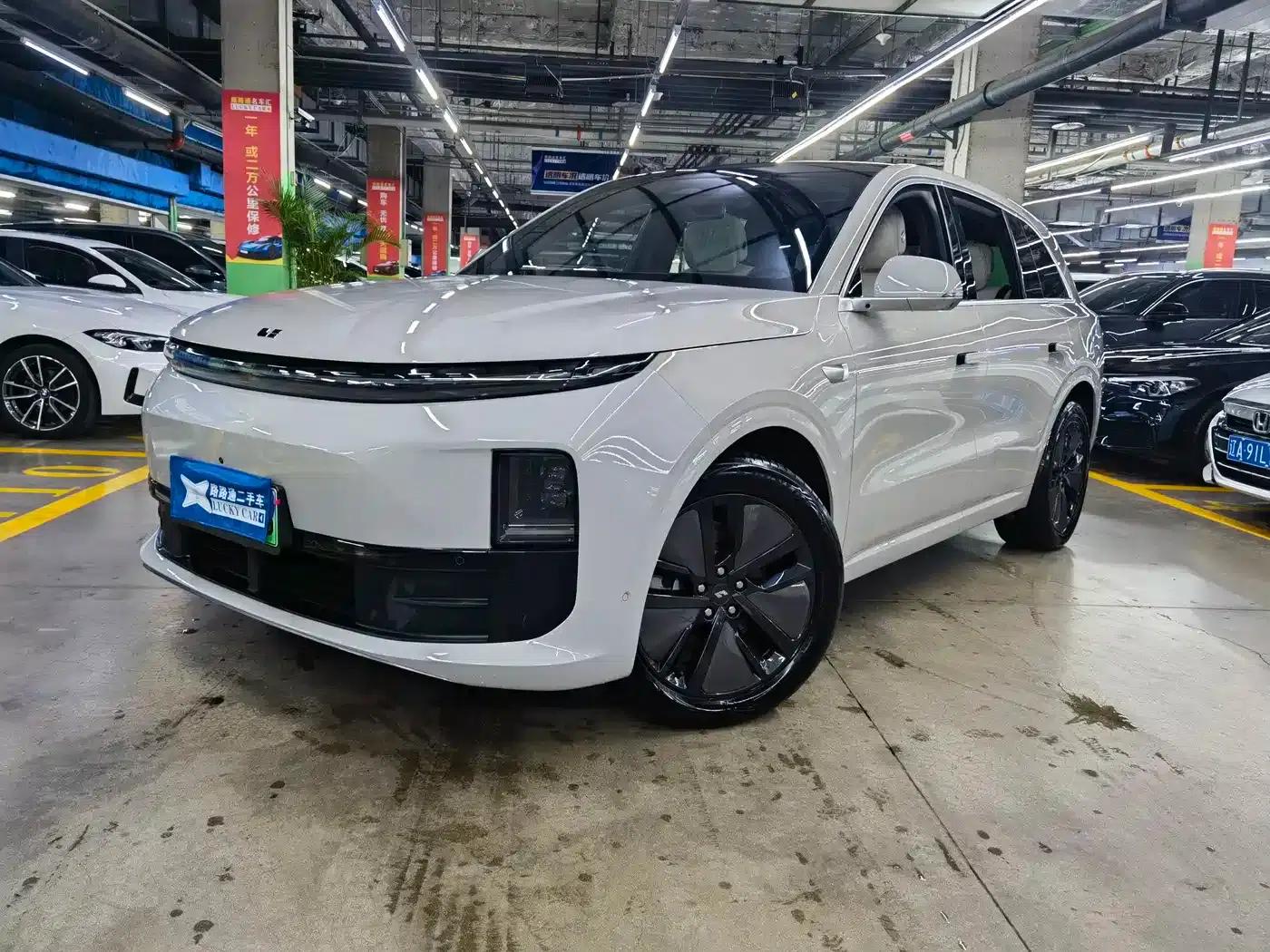 Li Auto L6 2024 Pro — миниатюра 1