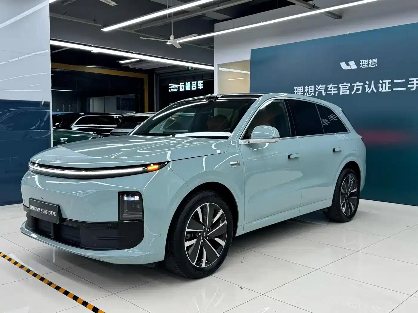 Li Auto L6 2025 Max Intelligent Renewal Edition — миниатюра 1