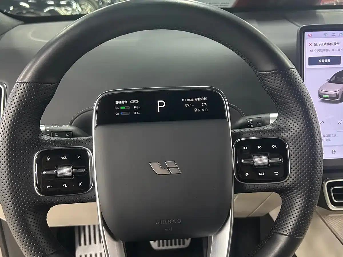 Li Auto L6 2024 Max — миниатюра 17