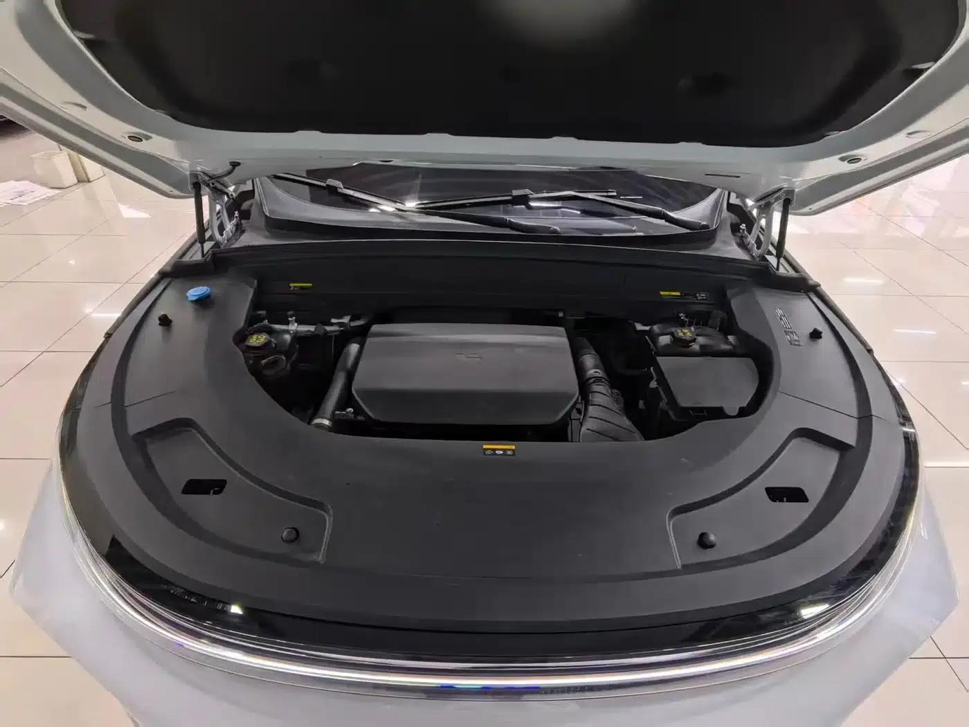 Li Auto L6 2025 Max Intelligent Renewal Edition — миниатюра 11