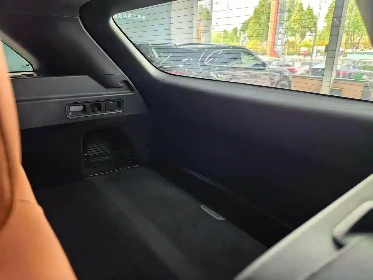 Li Auto L6 2025 Max Intelligent Renewal Edition — миниатюра 7