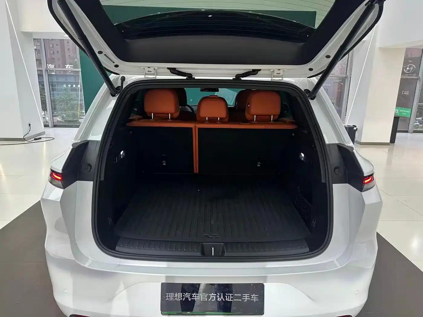 Li Auto L6 2024 Pro — миниатюра 12