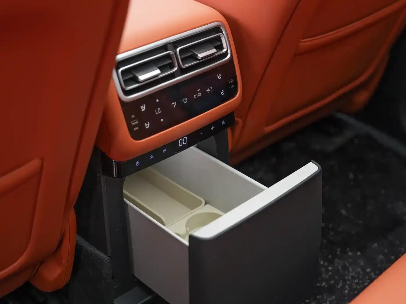 Li Auto L6 2025 Max Intelligent Renewal Edition — миниатюра 12