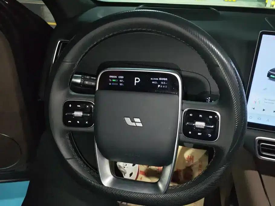 Li Auto L6 2025 Pro Smart Renewal Edition — миниатюра 15