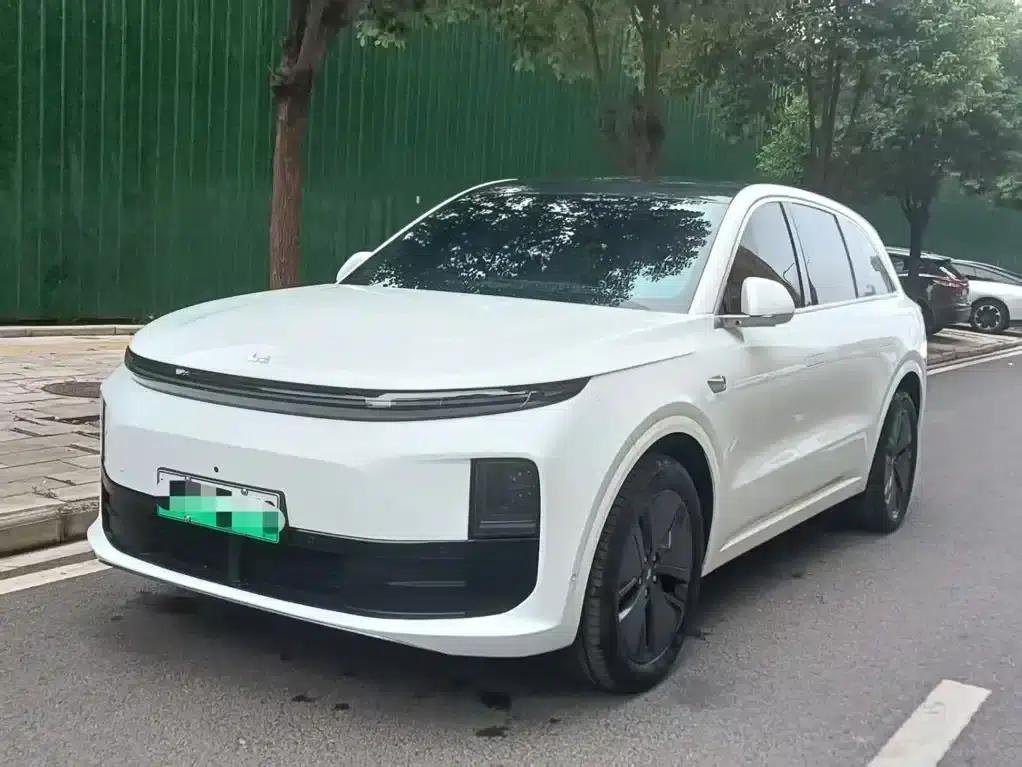 Li Auto L6 2024 Pro — миниатюра 1