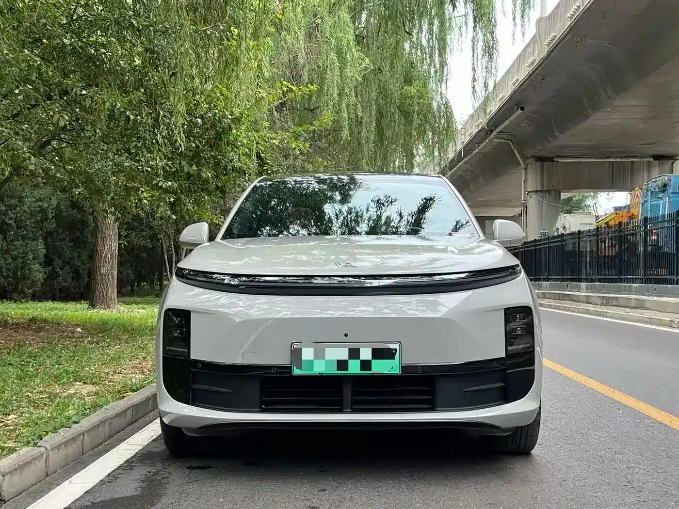 Li Auto L6 2024 Pro — миниатюра 1
