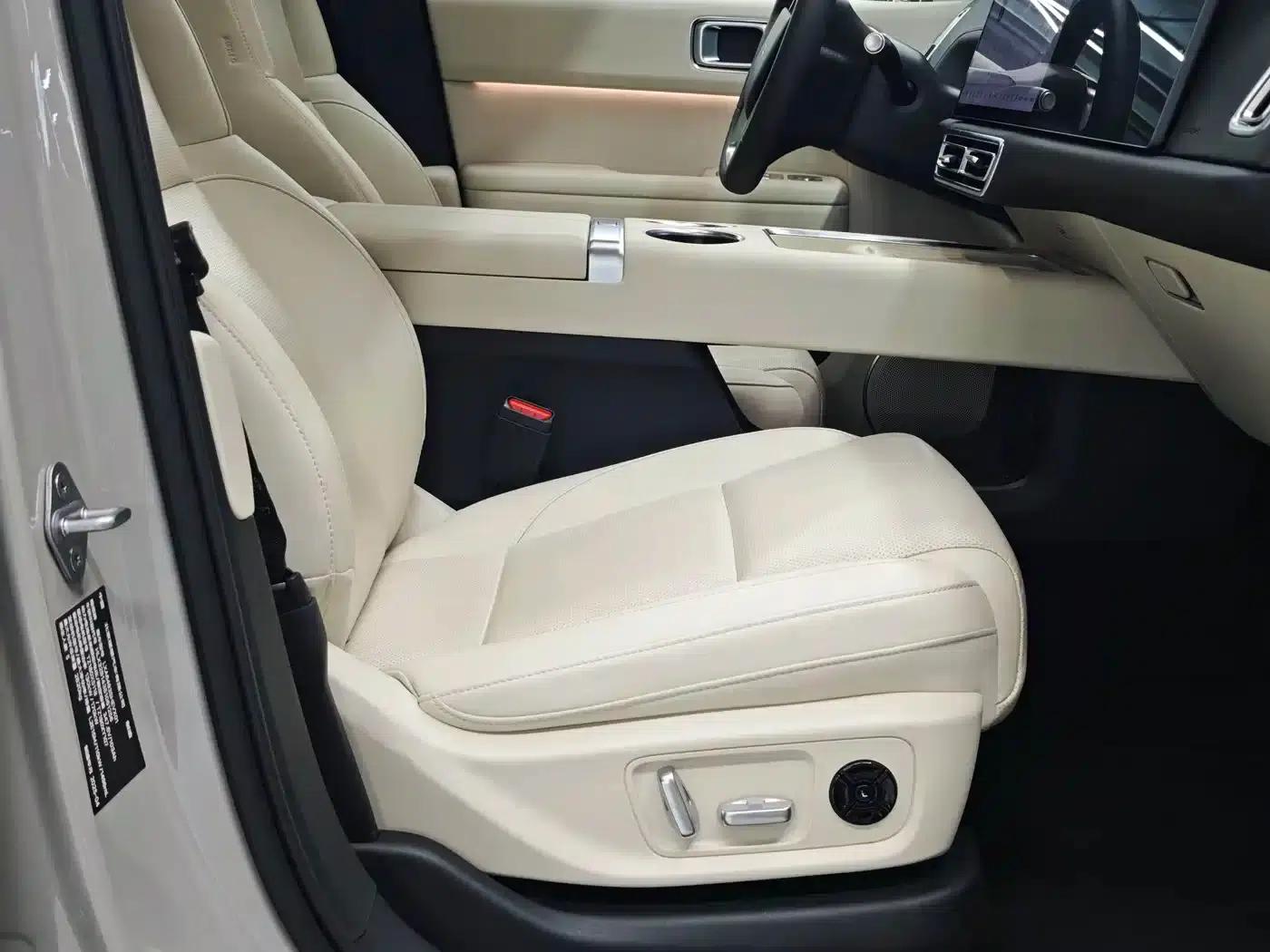 Li Auto L6 2025 Max Intelligent Renewal Edition — миниатюра 12
