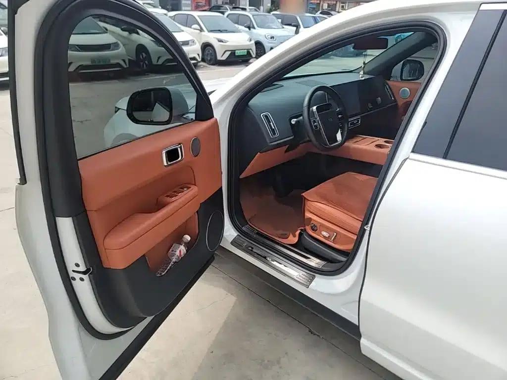 Li Auto L6 2024 Max — миниатюра 16