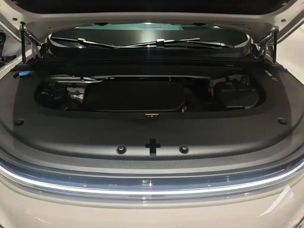 Li Auto L6 2024 Max — миниатюра 20