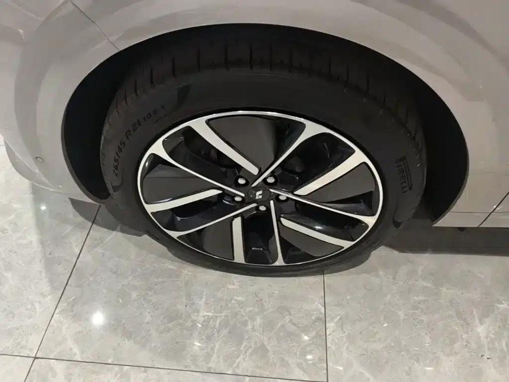 Li Auto L6 2024 Max — миниатюра 23