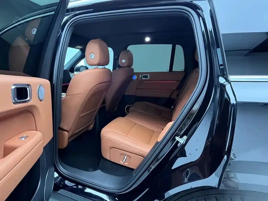 Li Auto L6 2024 Max — миниатюра 17