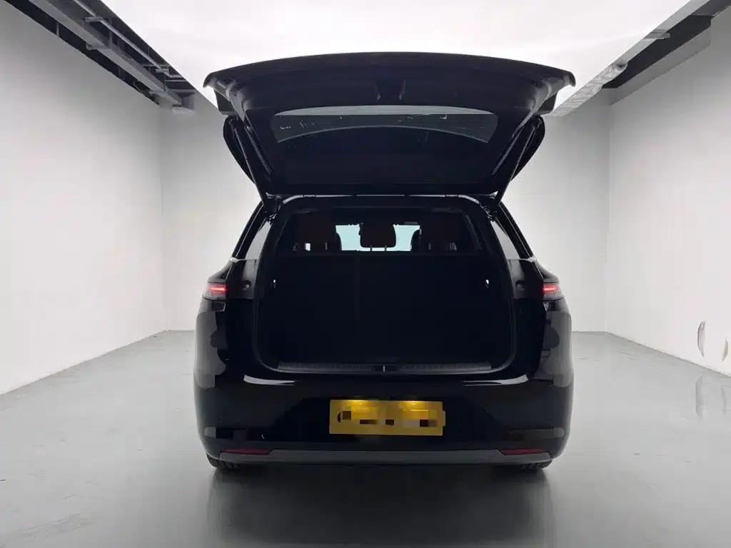 Li Auto L6 2024 Max — миниатюра 19