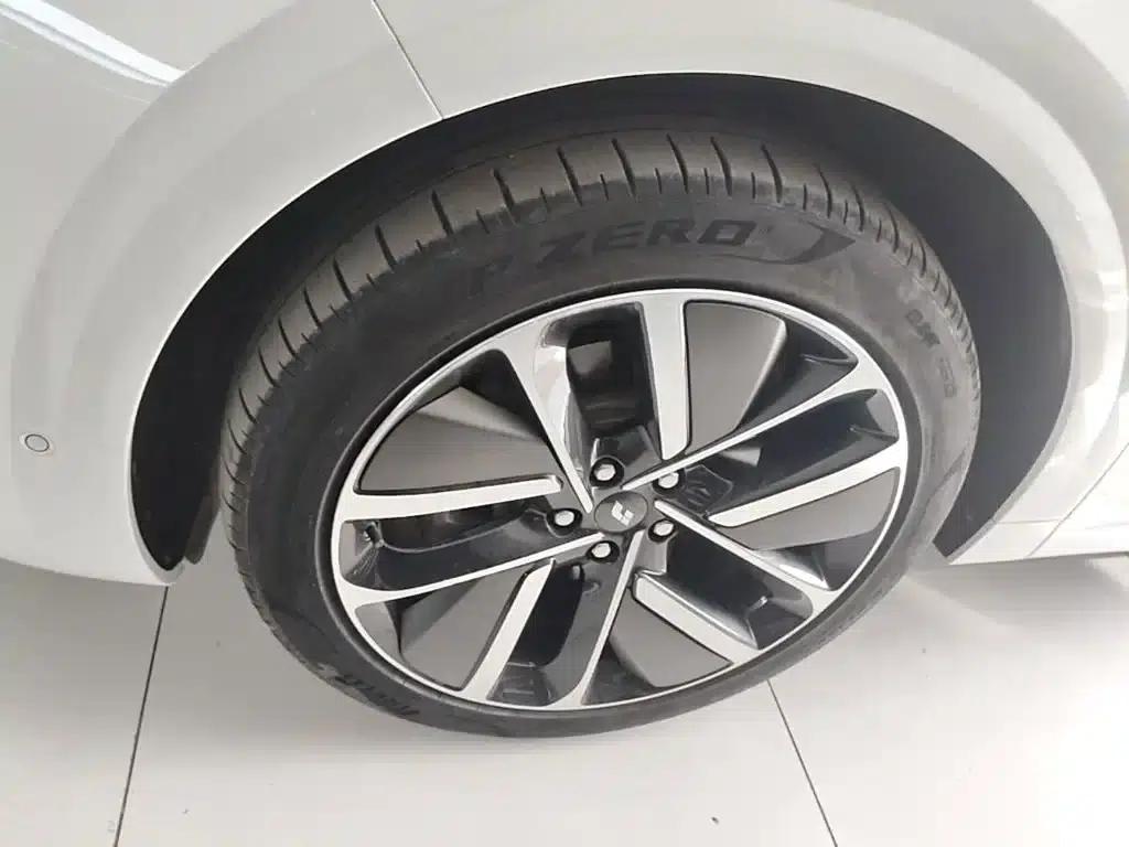 Li Auto L6 2024 Pro — миниатюра 23