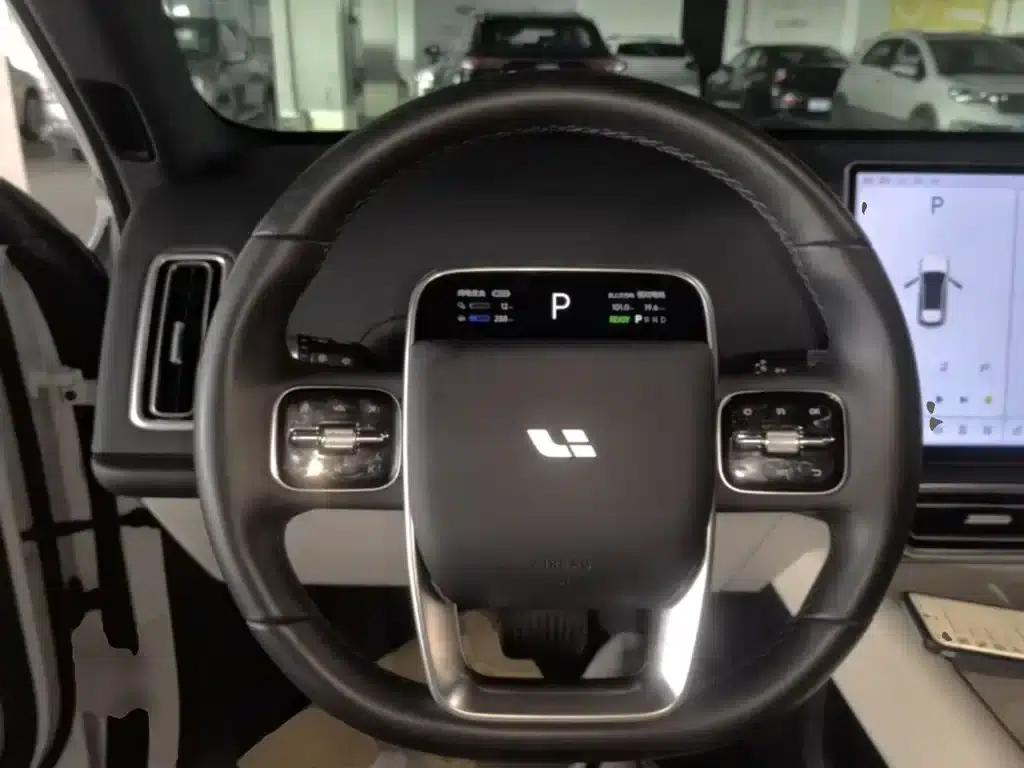 Li Auto L6 2024 Max — миниатюра 11